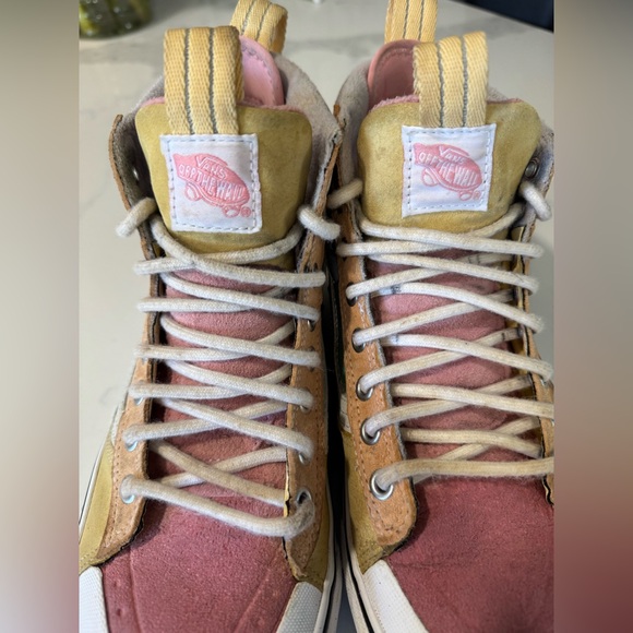 VANS-Colorblock Hightops 🔥🔥🔥🔥 - Picture 5 of 15